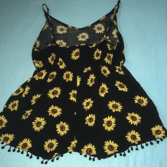 𝅺ZANZEA sunflower romper Pom Pom tassel trim elastic waistband size XXL - Picture 3 of 8